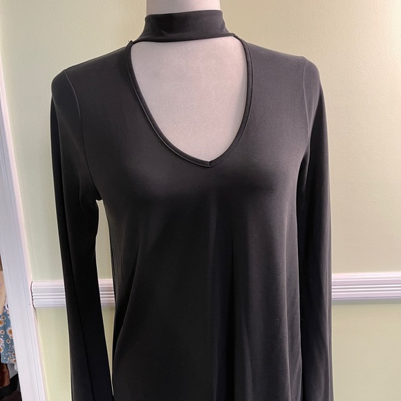 Top with neck piece - Picture 2 of 4